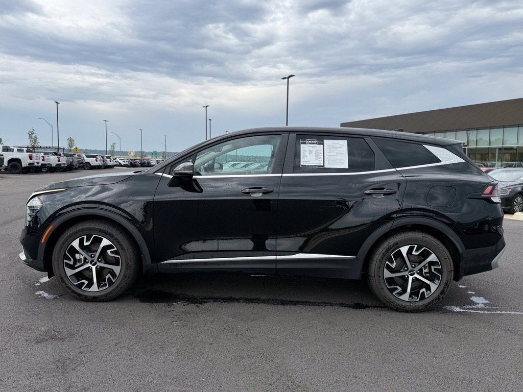 2024 Kia Sportage EX - Photo 8