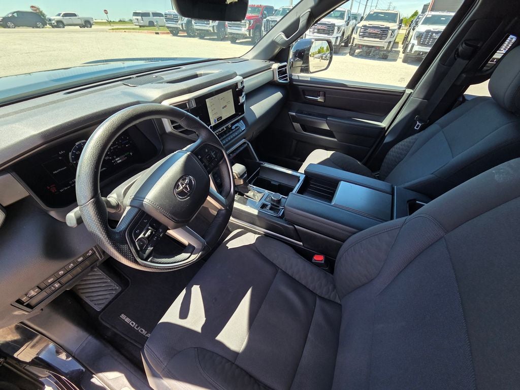 2025 Toyota Sequoia SR5 - Photo 10