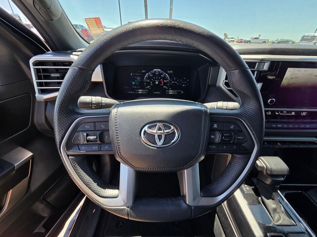 2025 Toyota Sequoia SR5 - Photo 14