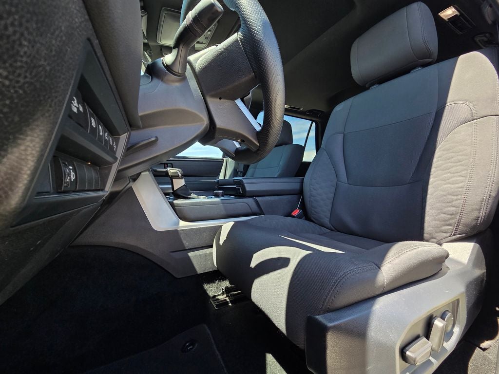 2025 Toyota Sequoia SR5 - Photo 23