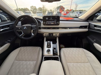 2022 Mitsubishi Outlander SEL