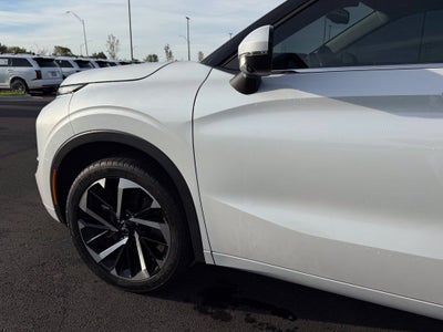 2022 Mitsubishi Outlander SEL