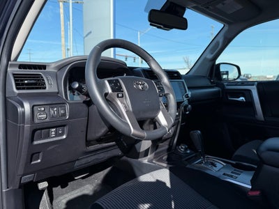 2024 Toyota 4Runner SR5
