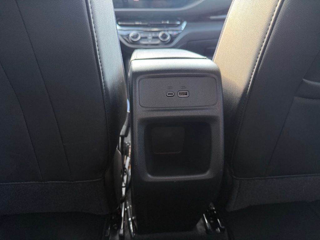 2025 Buick Envista Sport Touring - Photo 26