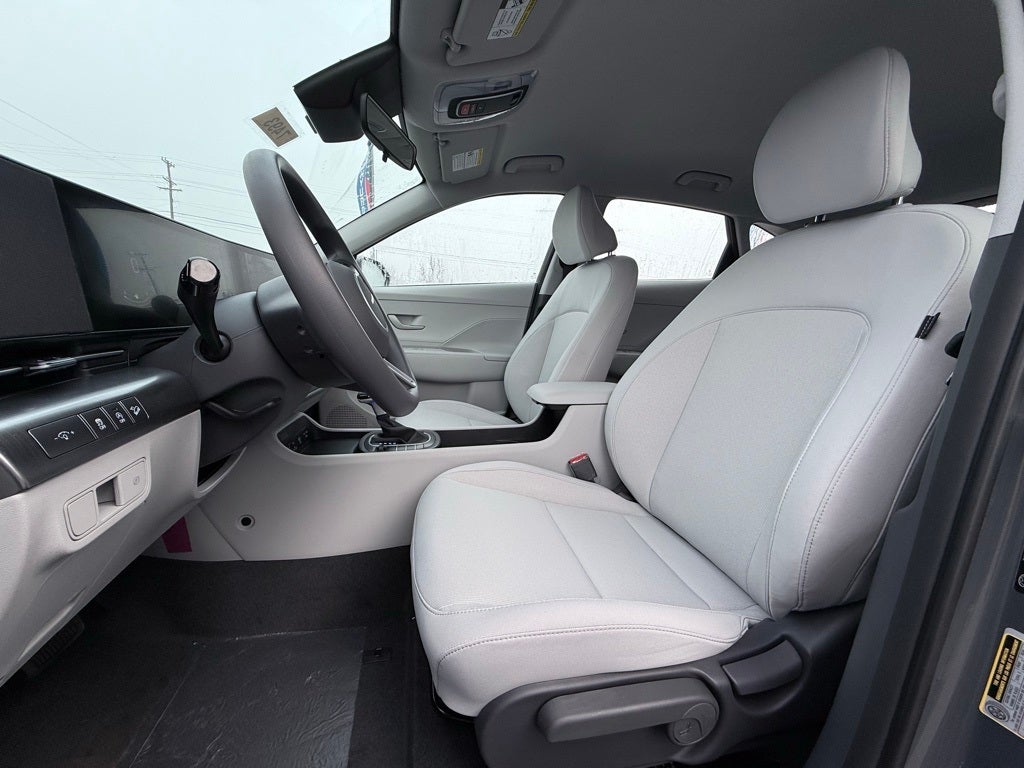 2026 Hyundai KONA SE FWD