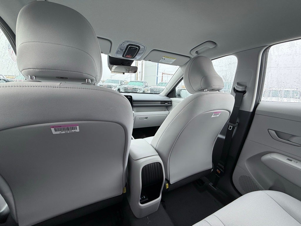 2026 Hyundai KONA SE FWD