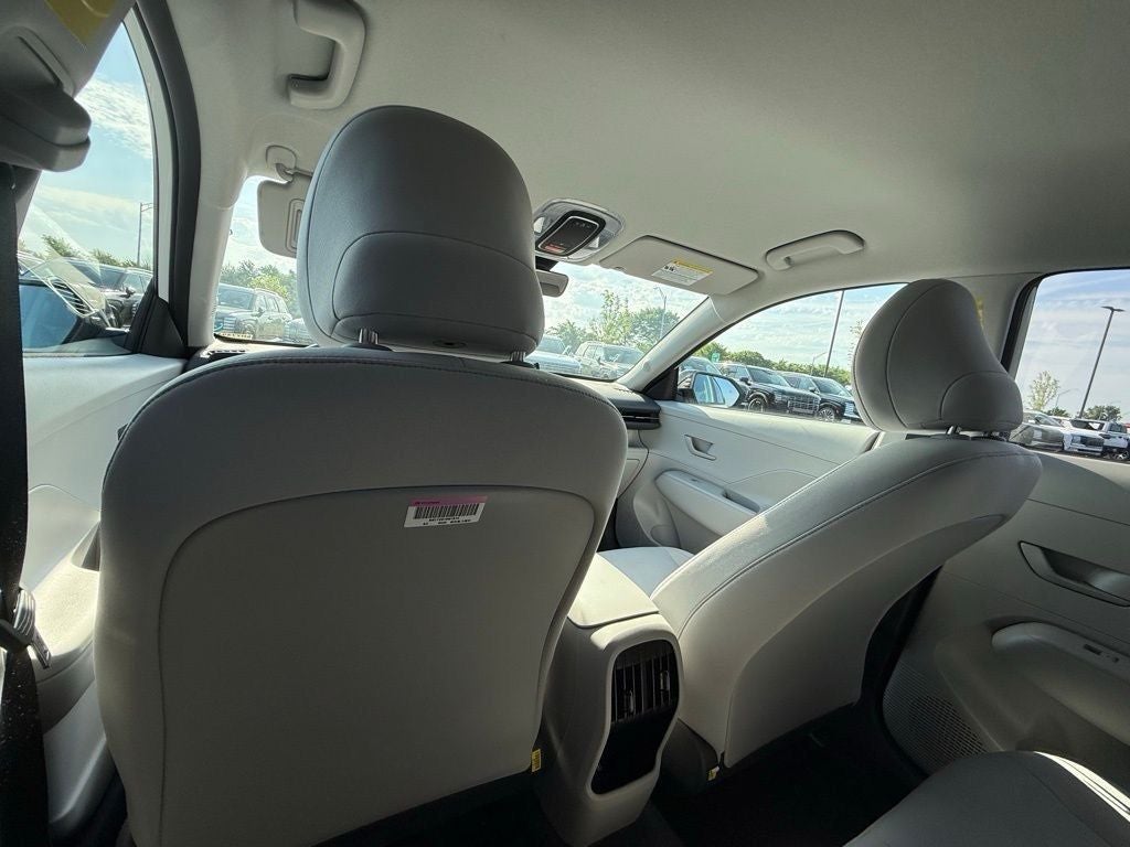 2025 Hyundai KONA SEL