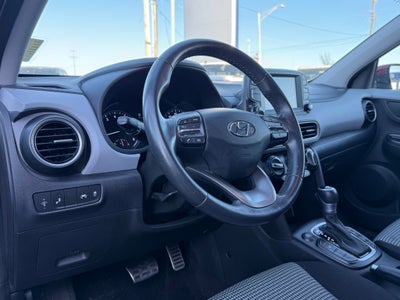 2021 Hyundai KONA SEL