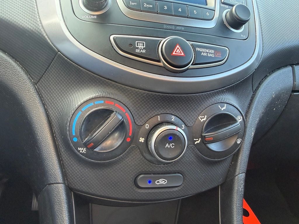2015 Hyundai ACCENT GS