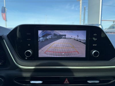 2022 Hyundai SONATA SEL