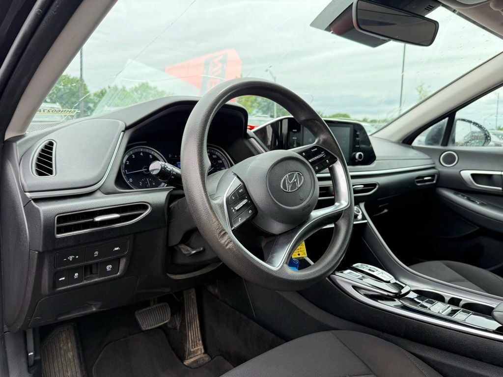 2022 Hyundai SONATA SE