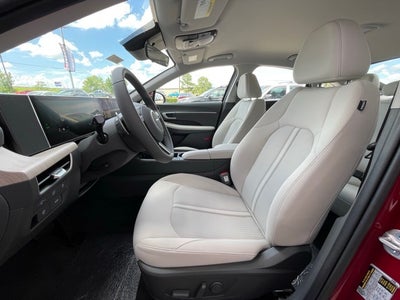 2025 Hyundai SONATA HYBRID SEL