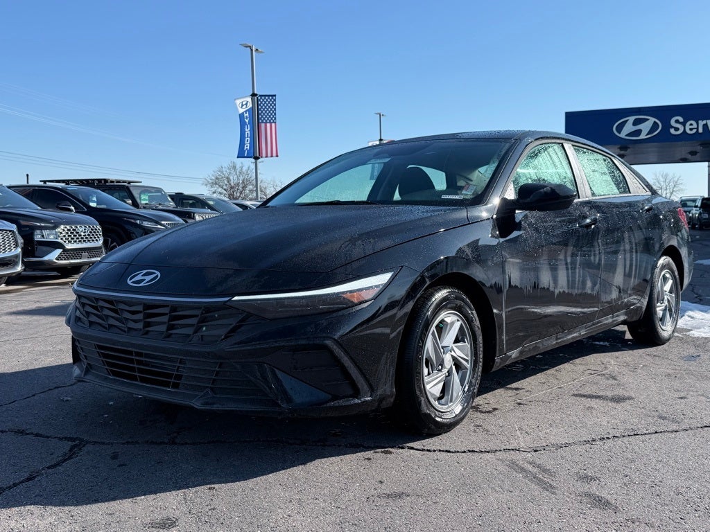 2026 Hyundai ELANTRA SE