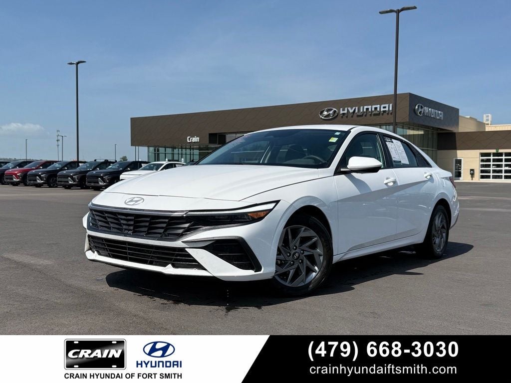 2024 Hyundai Elantra 2.0 SEL IVT's photo