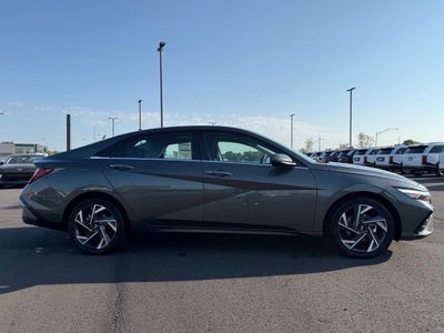 2026 Hyundai ELANTRA Limited