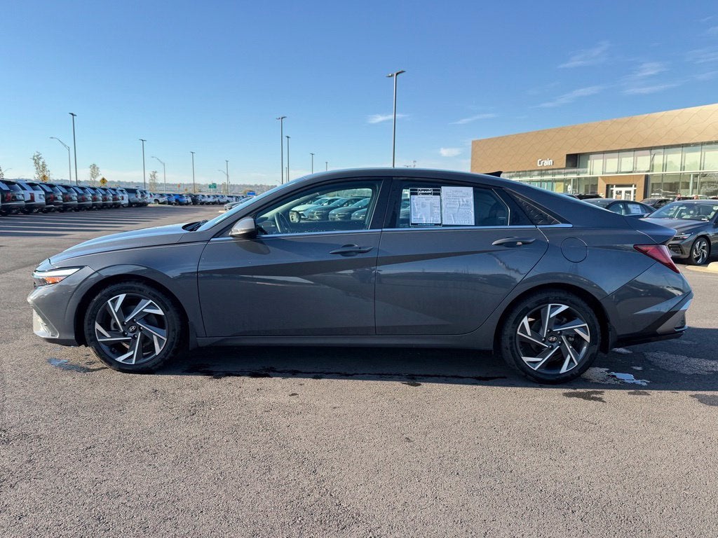 2024 Hyundai ELANTRA SEL