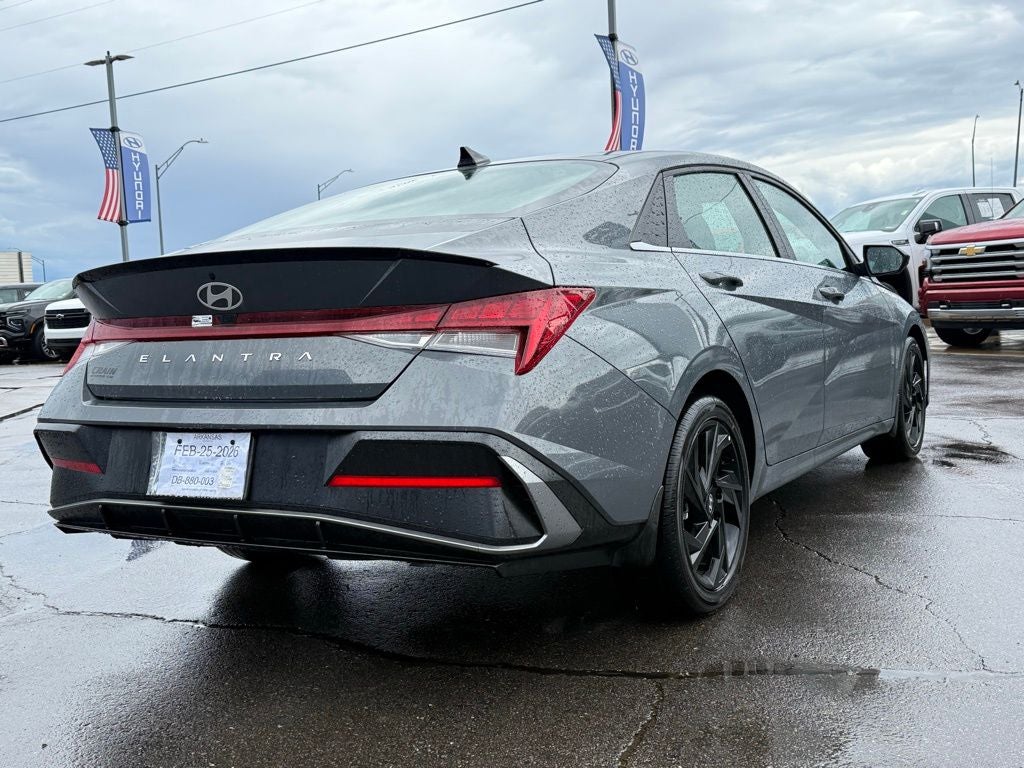 2026 Hyundai ELANTRA SEL Sport Premium