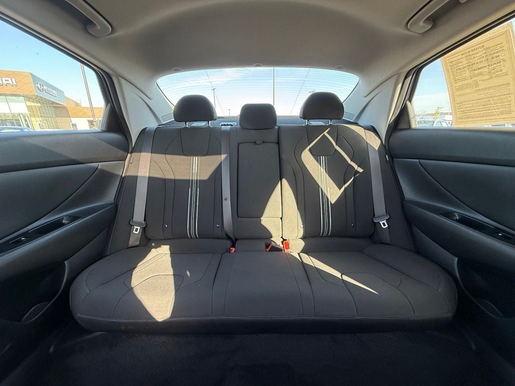 2025 Hyundai ELANTRA SEL Convenience