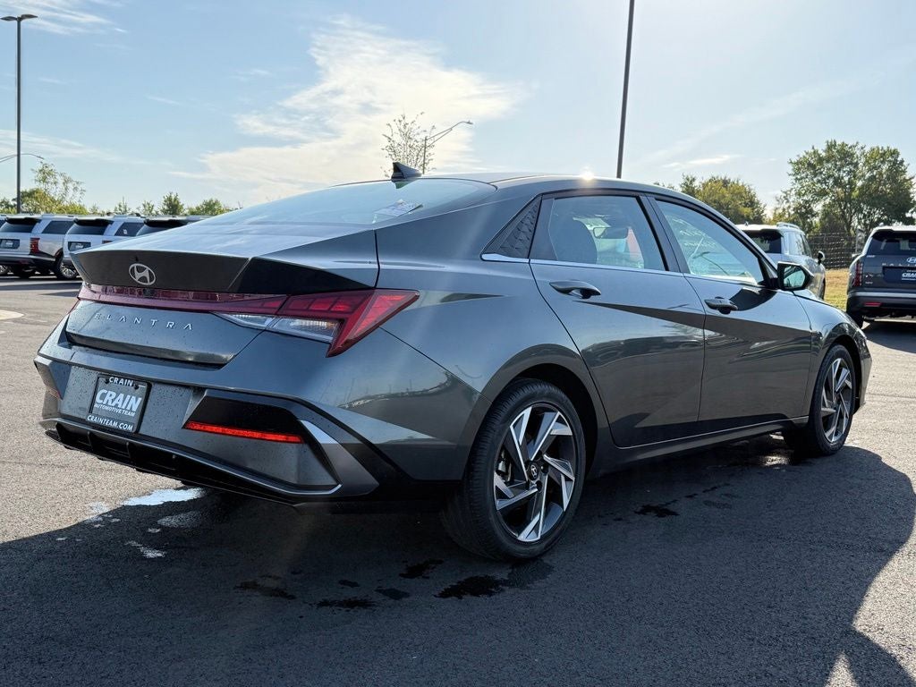 2025 Hyundai ELANTRA SEL Convenience