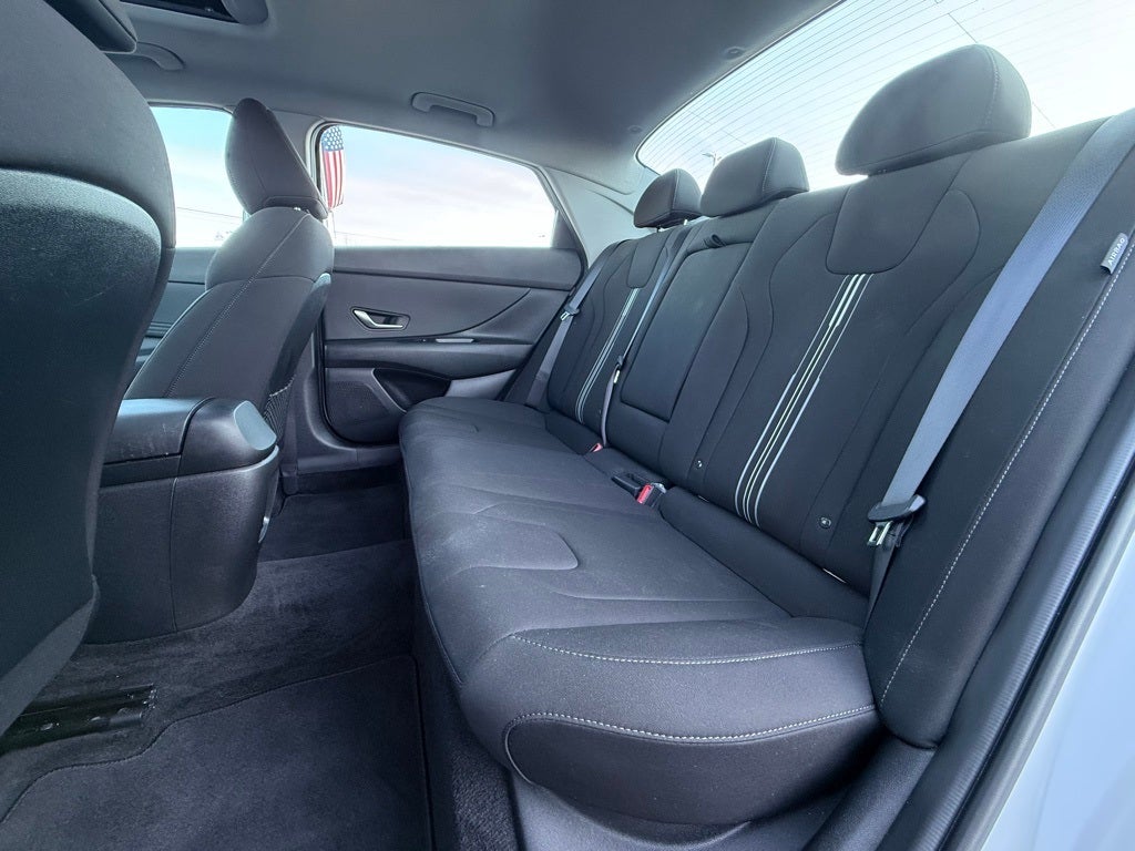 2024 Hyundai ELANTRA SEL 1 OWNER CLEAN CAR FAX