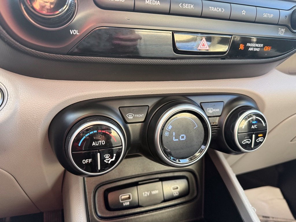 2024 Hyundai VENUE SEL CPO Eligible