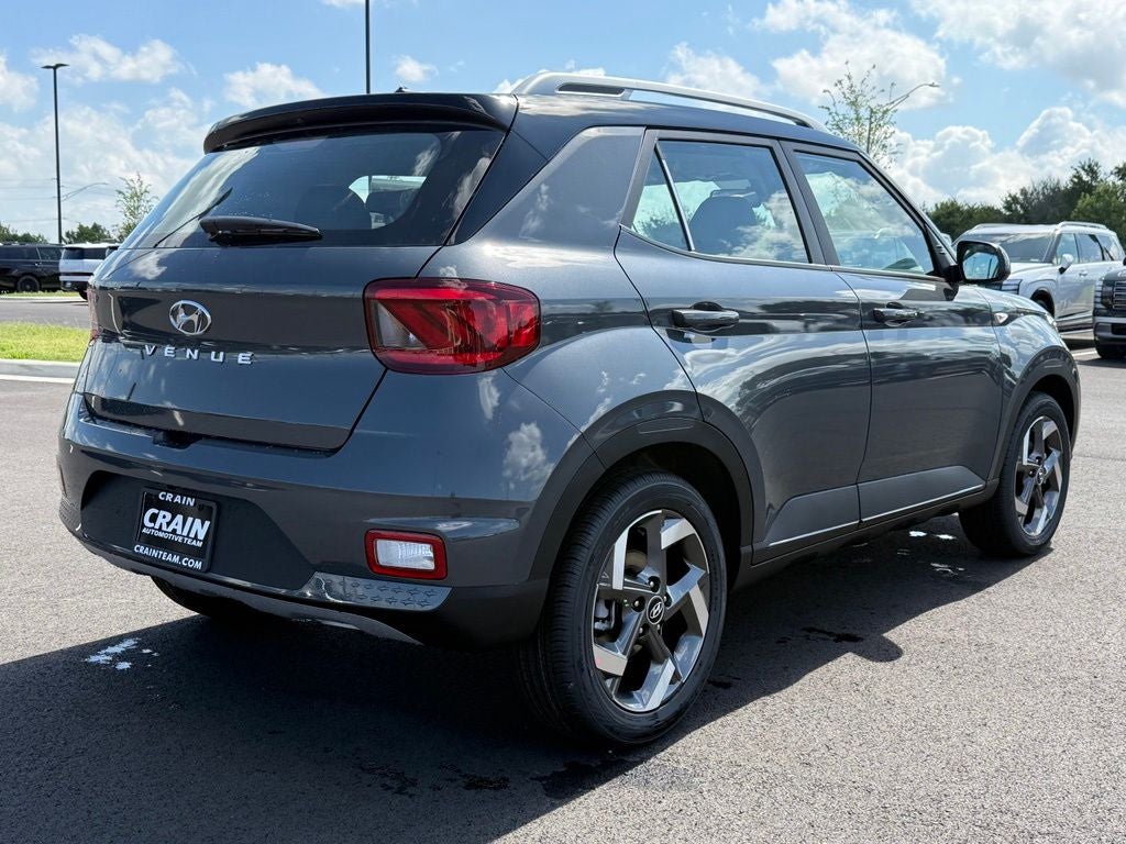2026 Hyundai VENUE SEL W/Two-Tone Roof