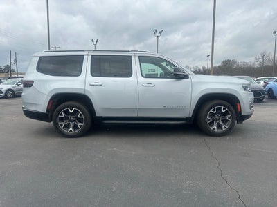 2023 Jeep Wagoneer Series III
