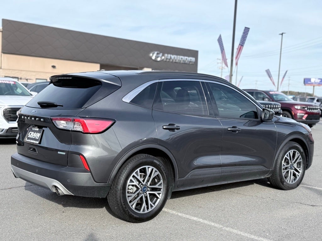 2020 Ford Escape SEL