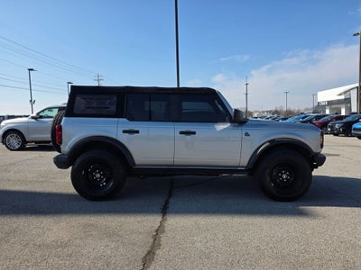 2022 Ford Bronco Black Diamond Clean Carfax / Equipment Group 321A Standard Packa