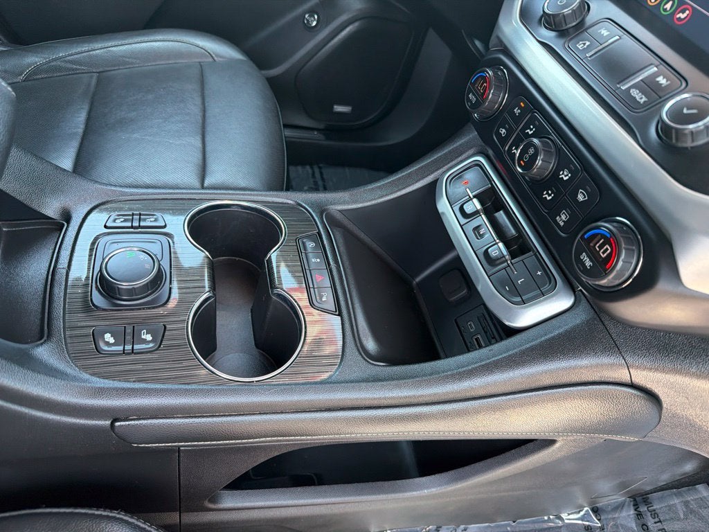 2020 GMC Acadia SLT