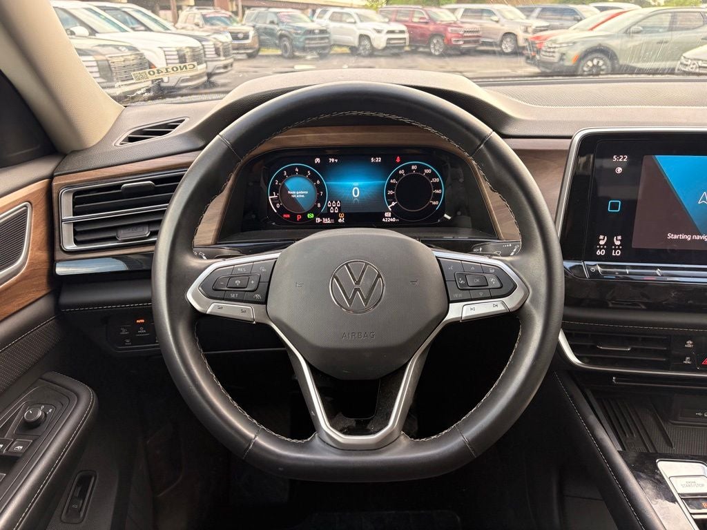 2025 Volkswagen Atlas 2.0T SE w/Technology