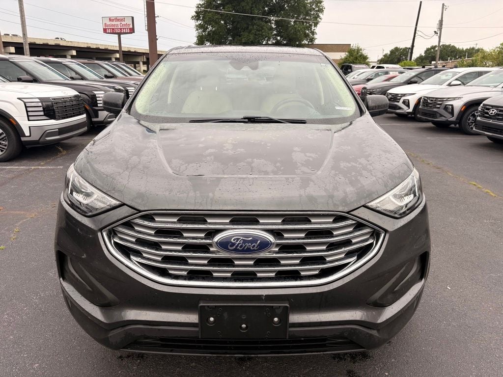 2020 Ford Edge SE