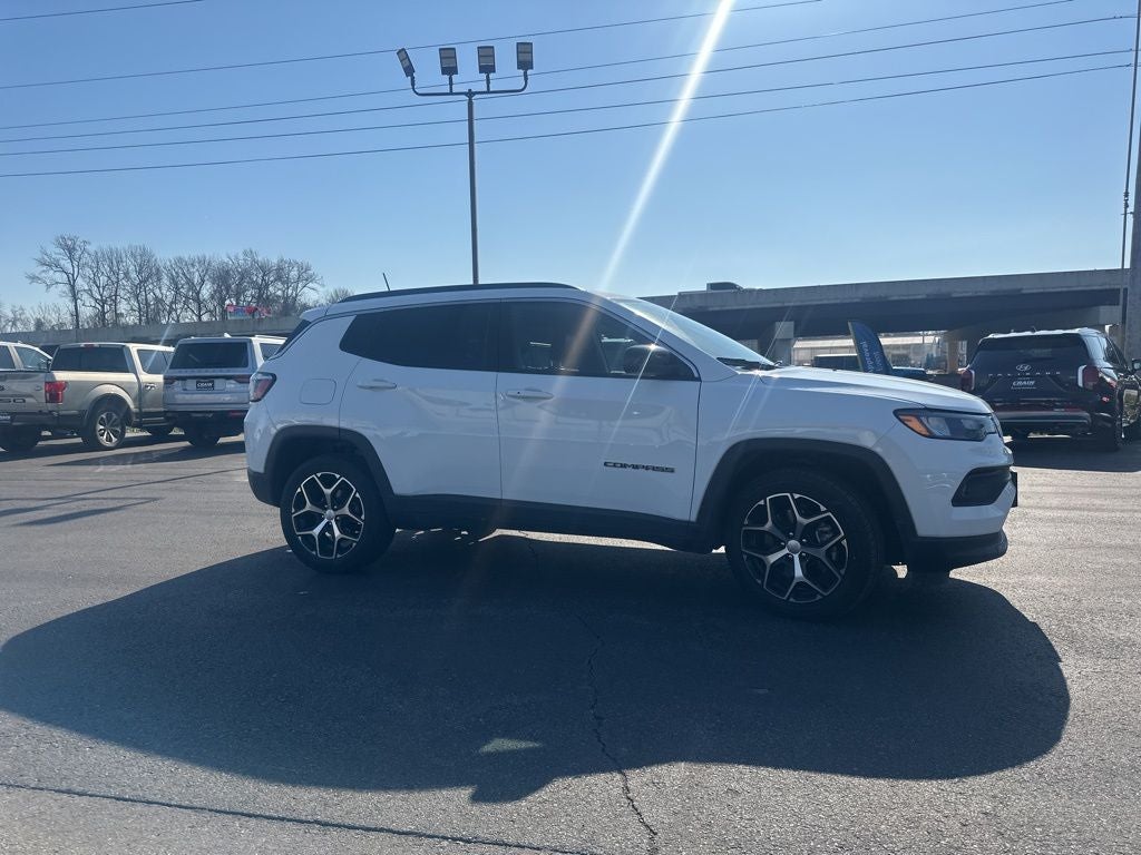 2024 Jeep Compass Latitude