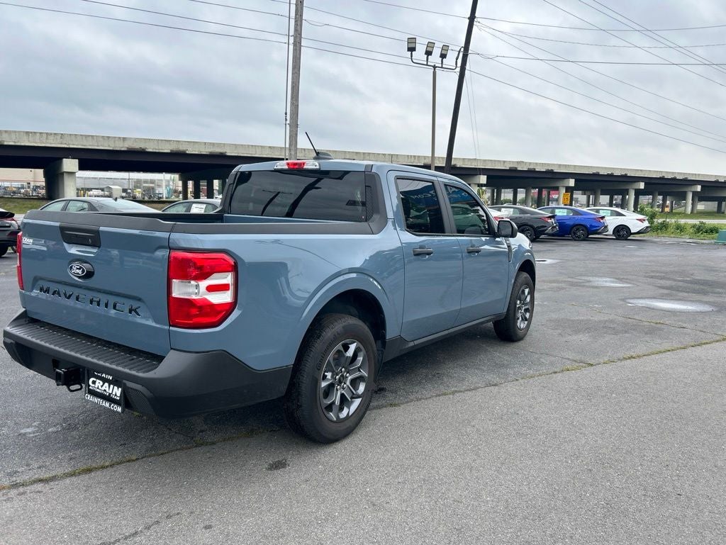 2025 Ford Maverick XLT 1-Owner / Clean Carfax / Apple CarPlay/Android Aut
