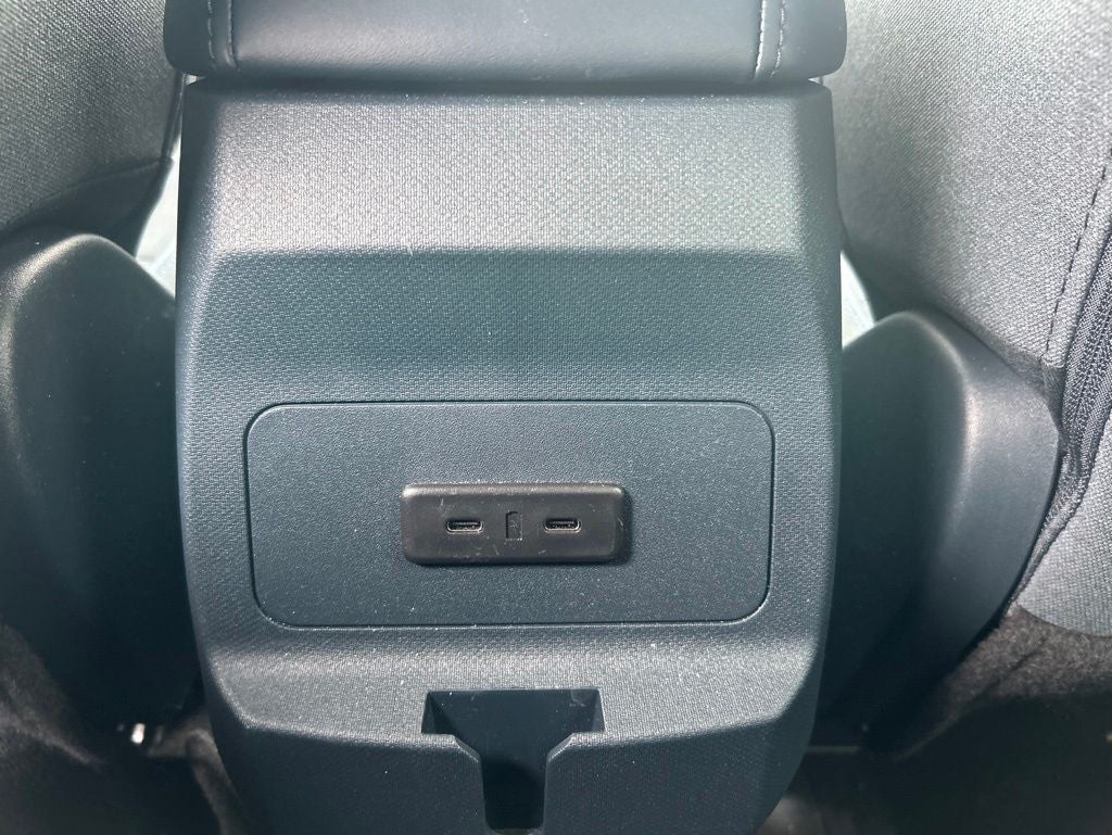 2025 Ford Maverick XLT 1-Owner / Clean Carfax / Apple CarPlay/Android Aut