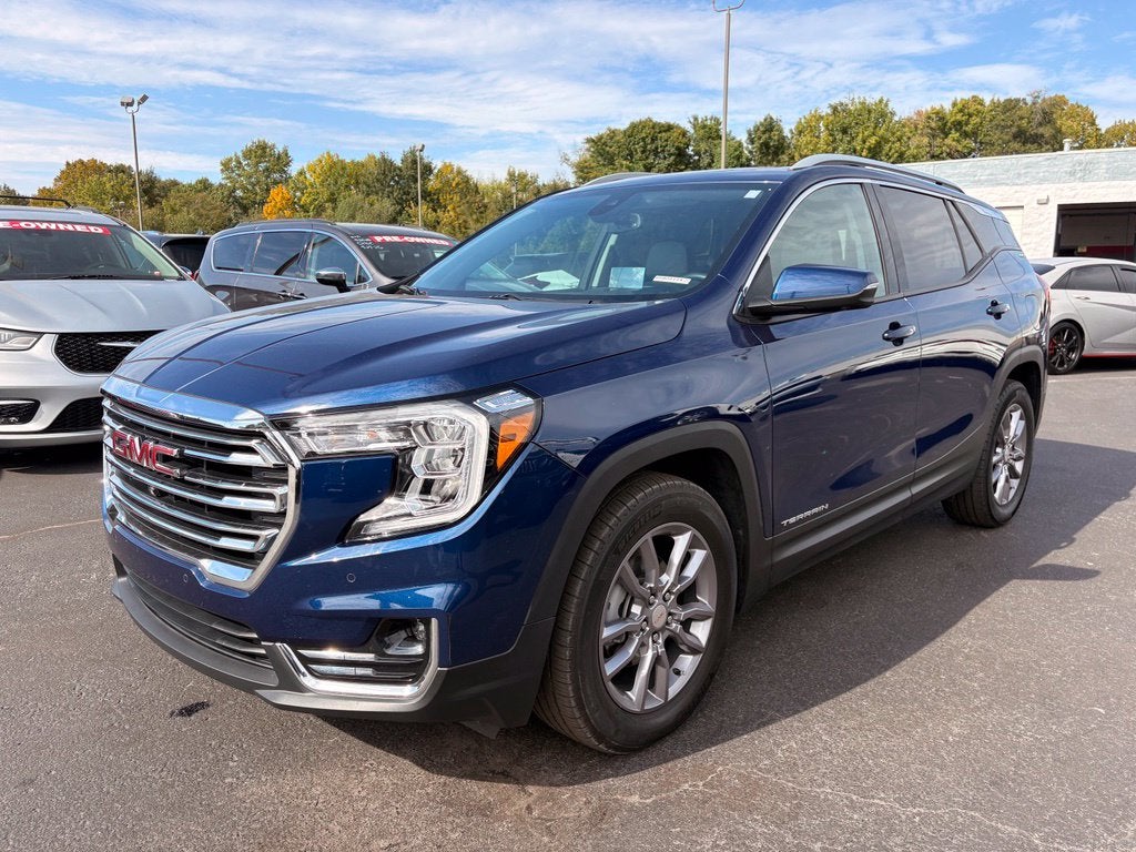 2023 GMC Terrain SLT