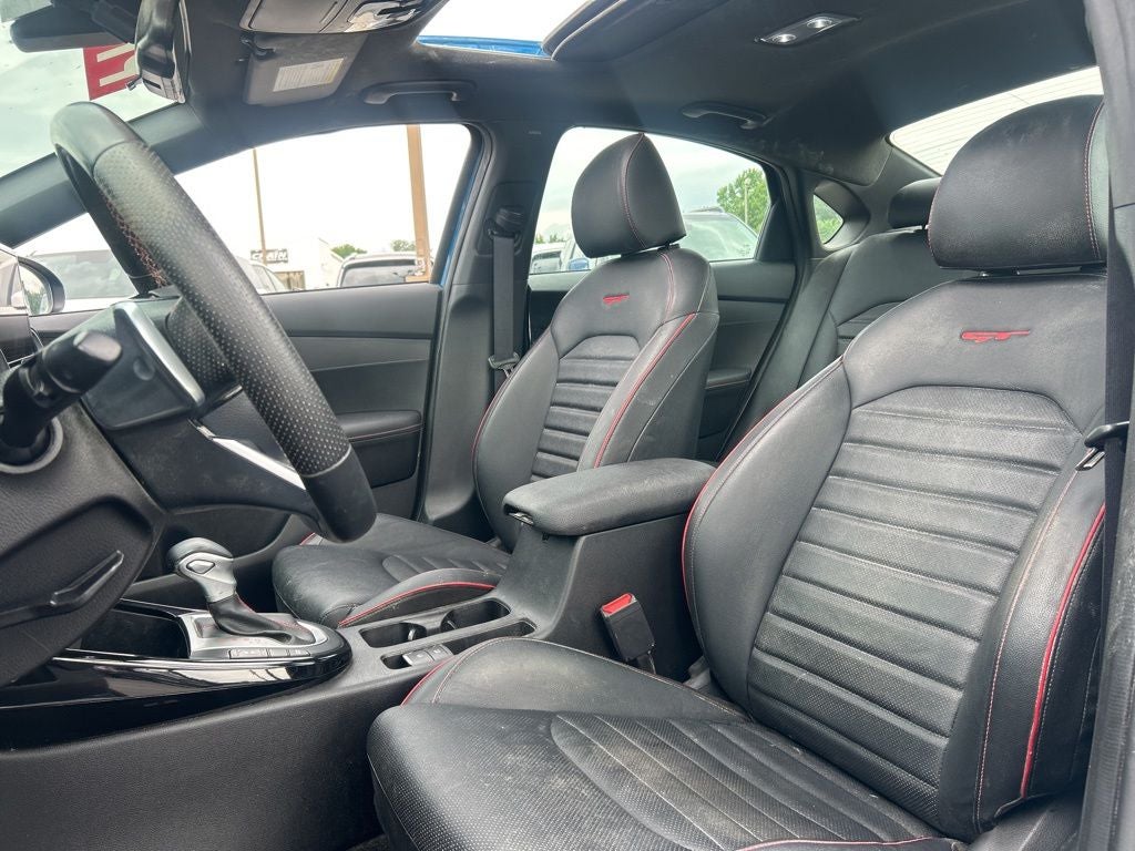 2023 Kia Forte GT 1-Owner / Navigation / Apple CarPlay & Android Aut