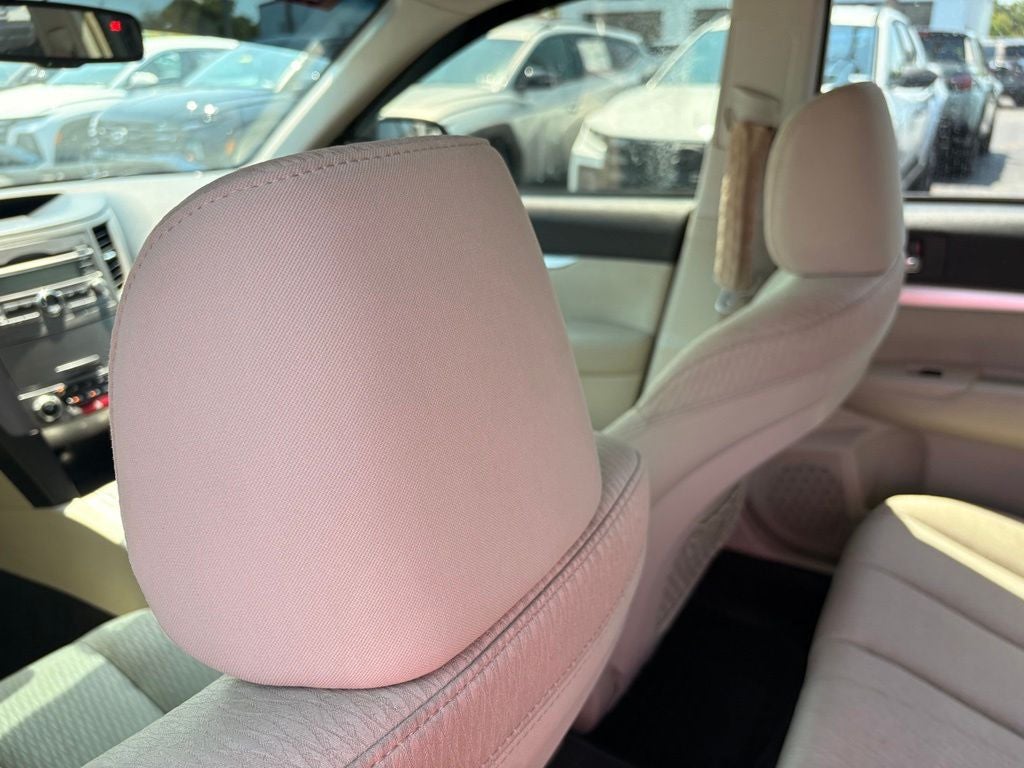 2010 Subaru Outback 2.5i Premium