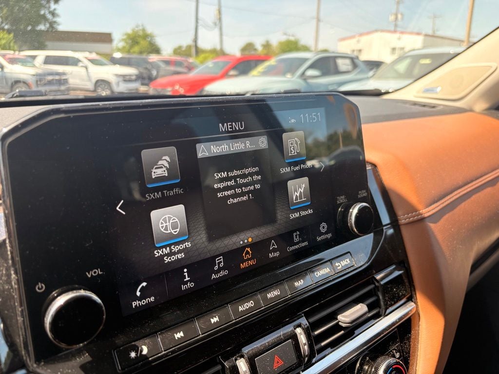 2023 Nissan Pathfinder Platinum