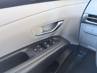 2025 Hyundai TUCSON SE FWD