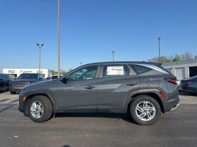 2025 Hyundai TUCSON SE FWD