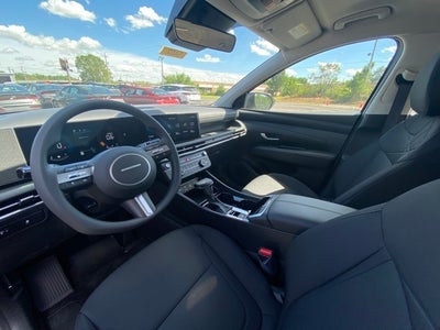 2025 Hyundai TUCSON SE FWD