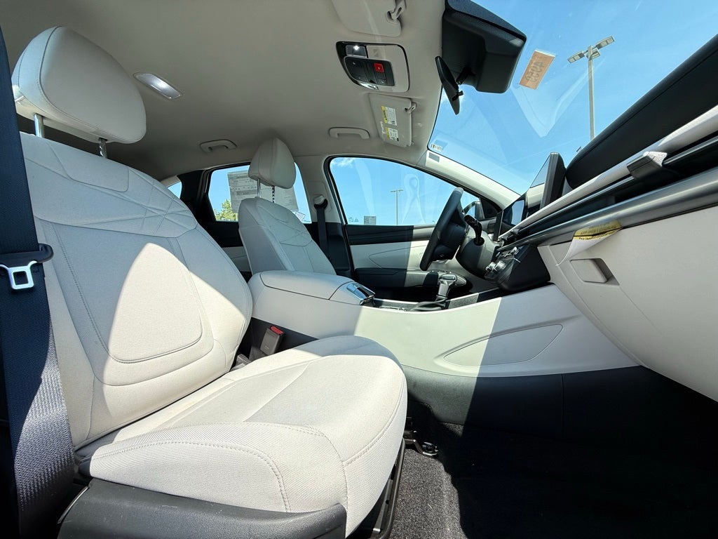 2025 Hyundai TUCSON SE AWD