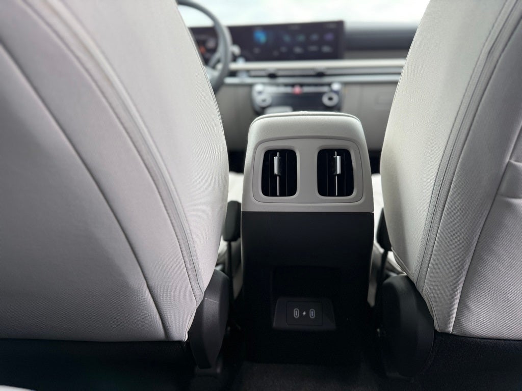 2025 Hyundai TUCSON SEL FWD