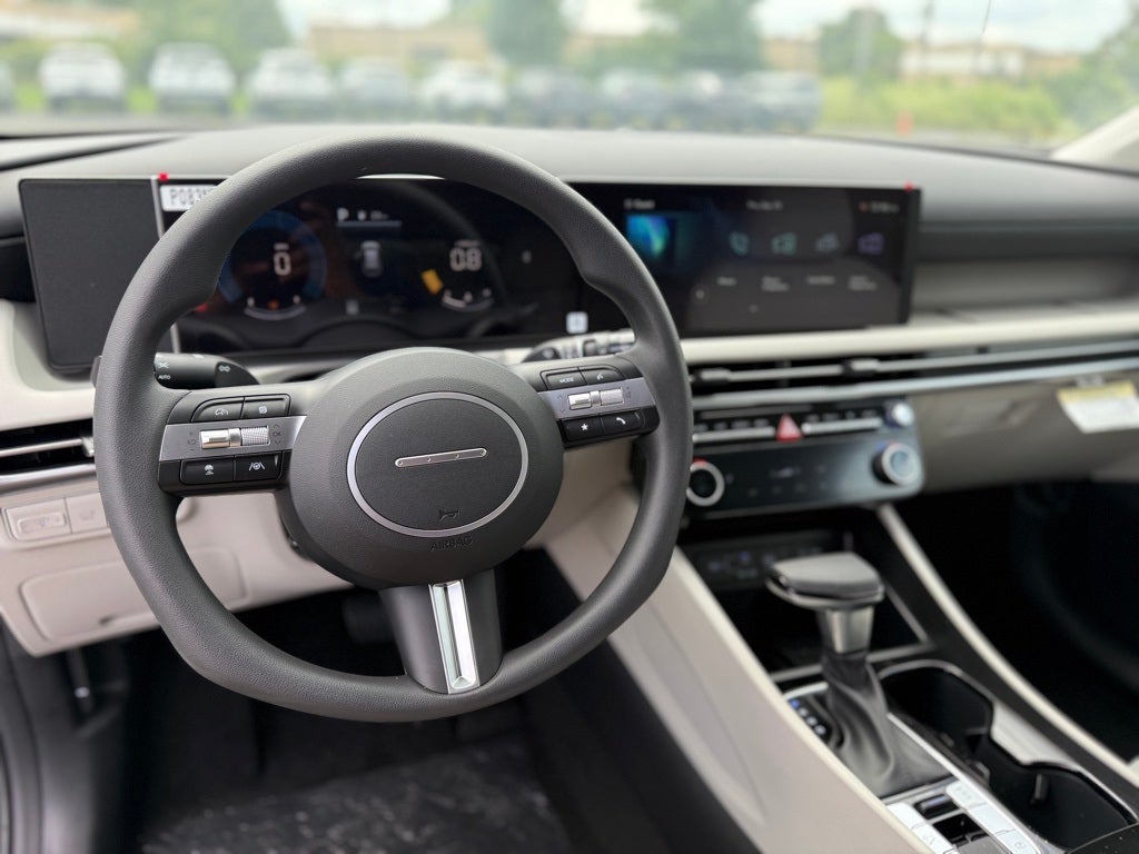 2025 Hyundai TUCSON SEL FWD