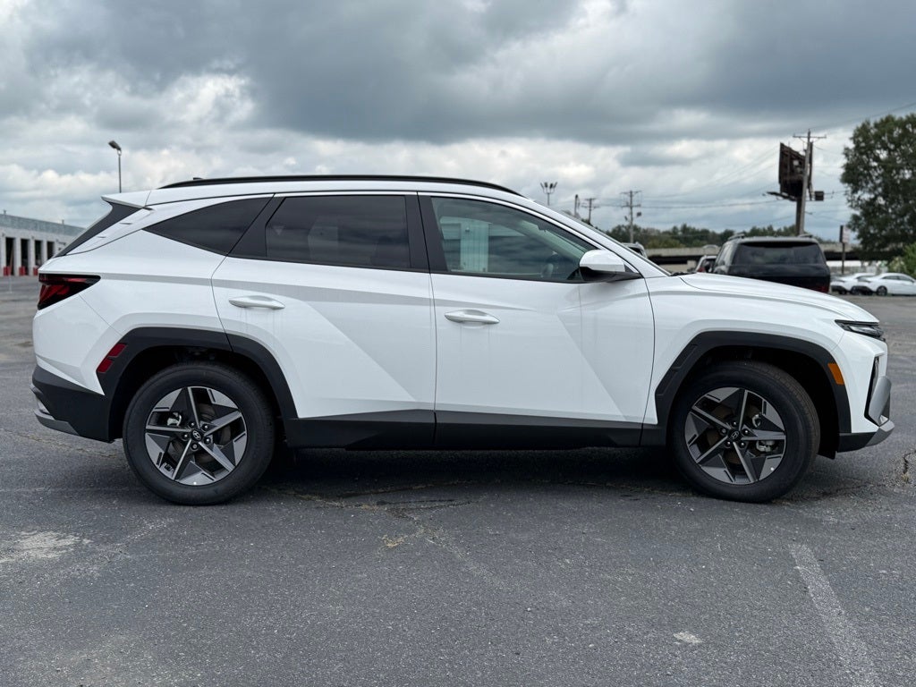 2025 Hyundai TUCSON SEL FWD