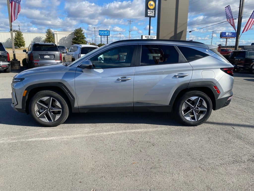2025 Hyundai TUCSON SEL