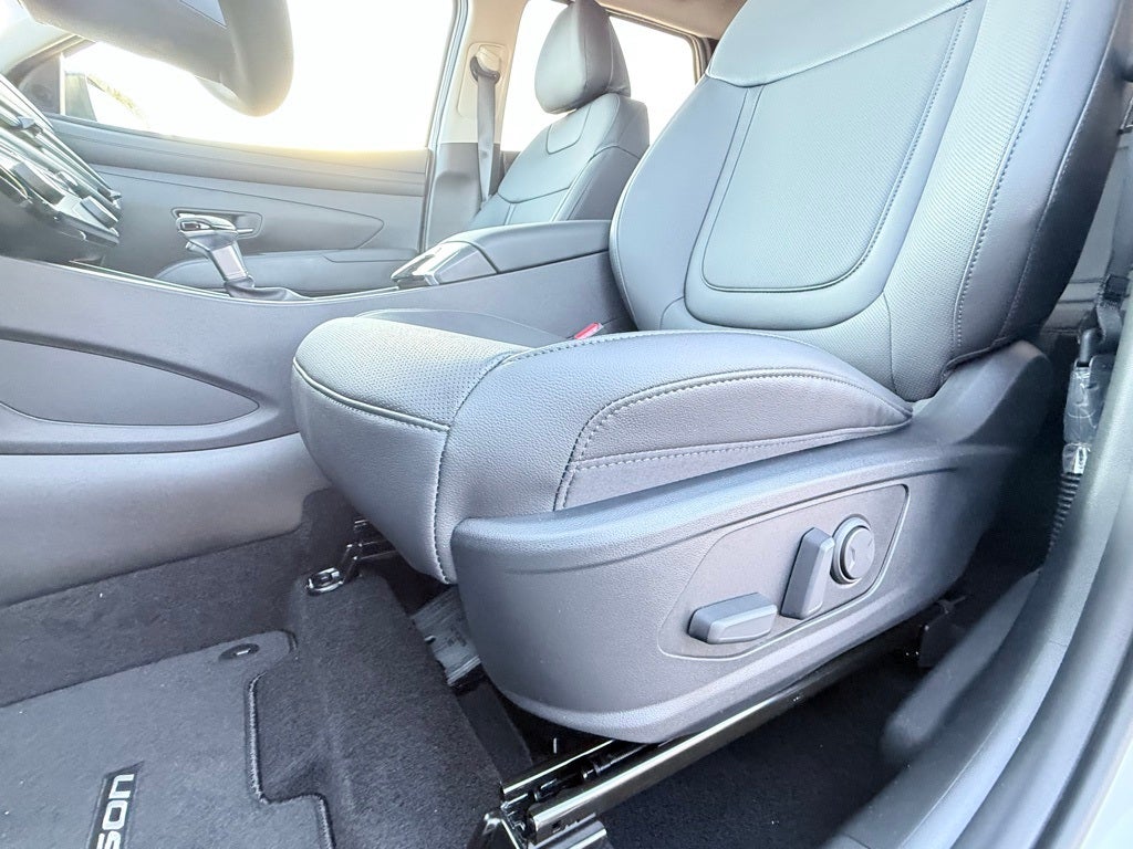 2026 Hyundai TUCSON SEL Premium FWD