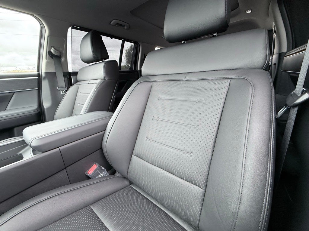 2025 Hyundai SANTA FE HYBRID Limited