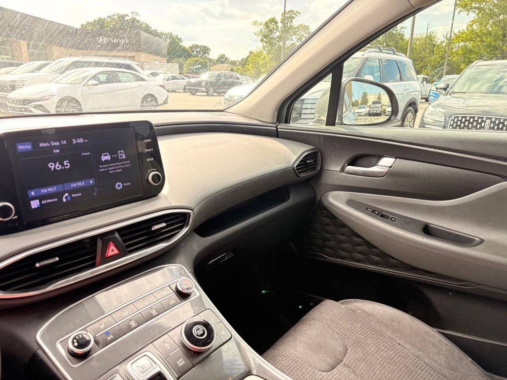 2022 Hyundai SANTA FE SE